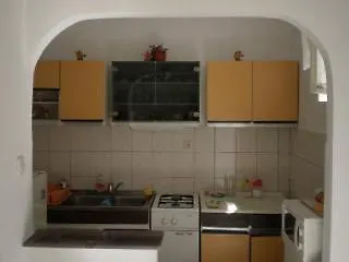 Don Zuvan Podstrana